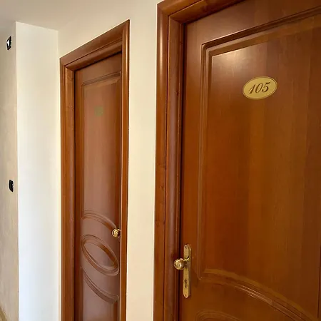 Non Attiva Hotel 4*